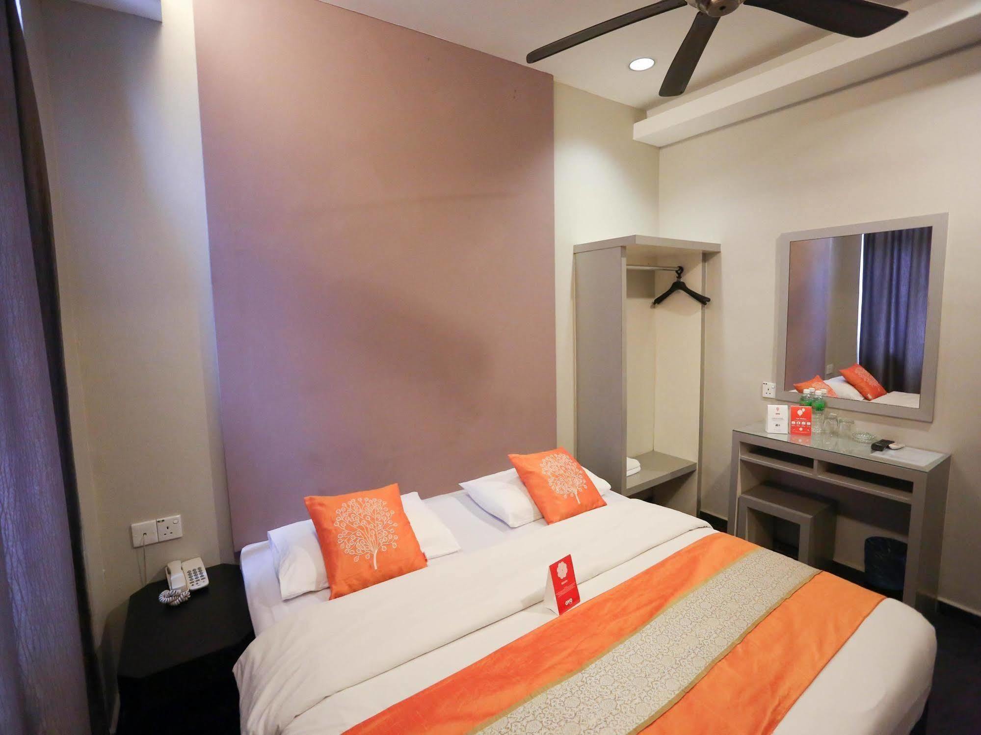 Golden Court Hotel - Tun Abdul Razak Johor Bahru Eksteriør bilde